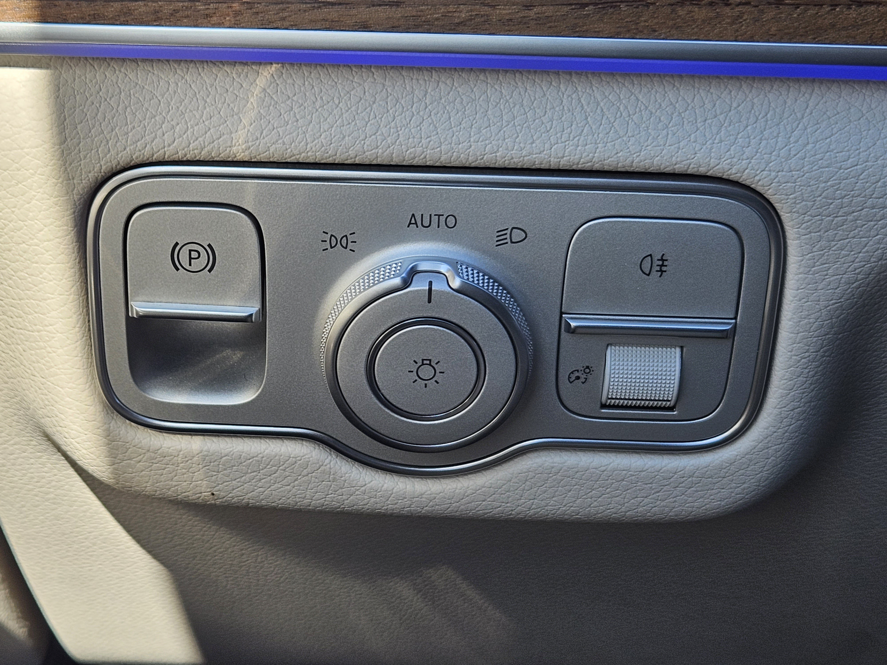 Certified 2026 Mercedes-Benz GLE 450 4MATIC Coupe image 22