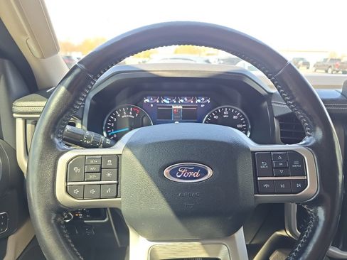 Used 2023 Ford Expedition Max XLT AWD/4WD image 21