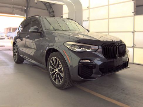 Used 2020 BMW X5 xDrive40i w/ M Sport Package AWD/4WD image 1