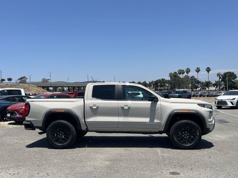 New 2026 GMC Canyon Elevation w/ Convenience Package AWD/4WD image 2