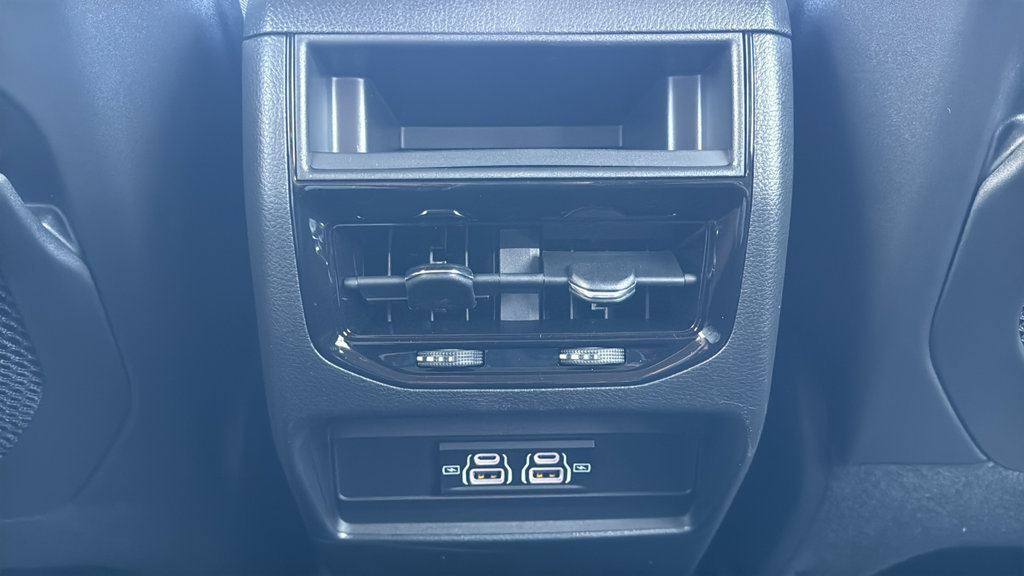 New 2027 Jeep Grand Cherokee Laredo RWD image 26