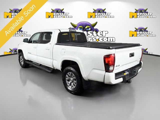 Used 2019 Toyota Tacoma SR5 AWD/4WD image 7