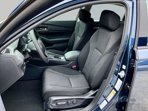 New 2026 Honda Accord SE image 9