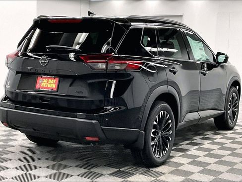 New 2026 Nissan Rogue SV AWD/4WD image 17