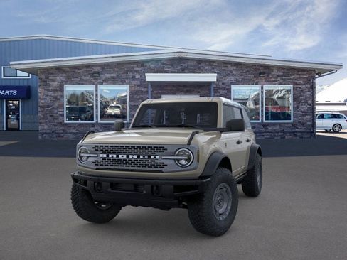 New 2025 Ford Bronco Badlands w/ Sasquatch Package image 2