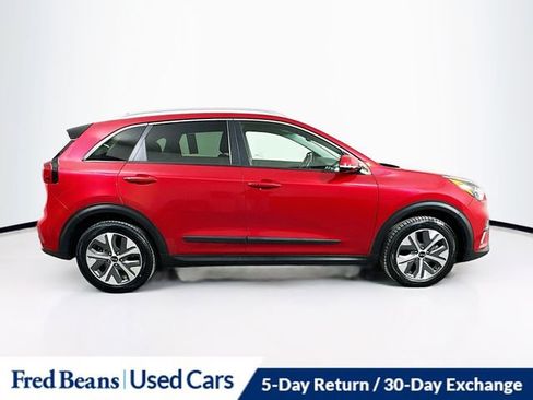 Used 2020 Kia Niro EX w/ Cold Weather Package image 9