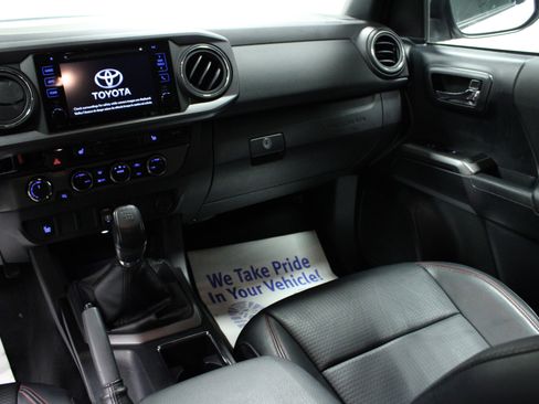 Used 2018 Toyota Tacoma TRD Pro image 19