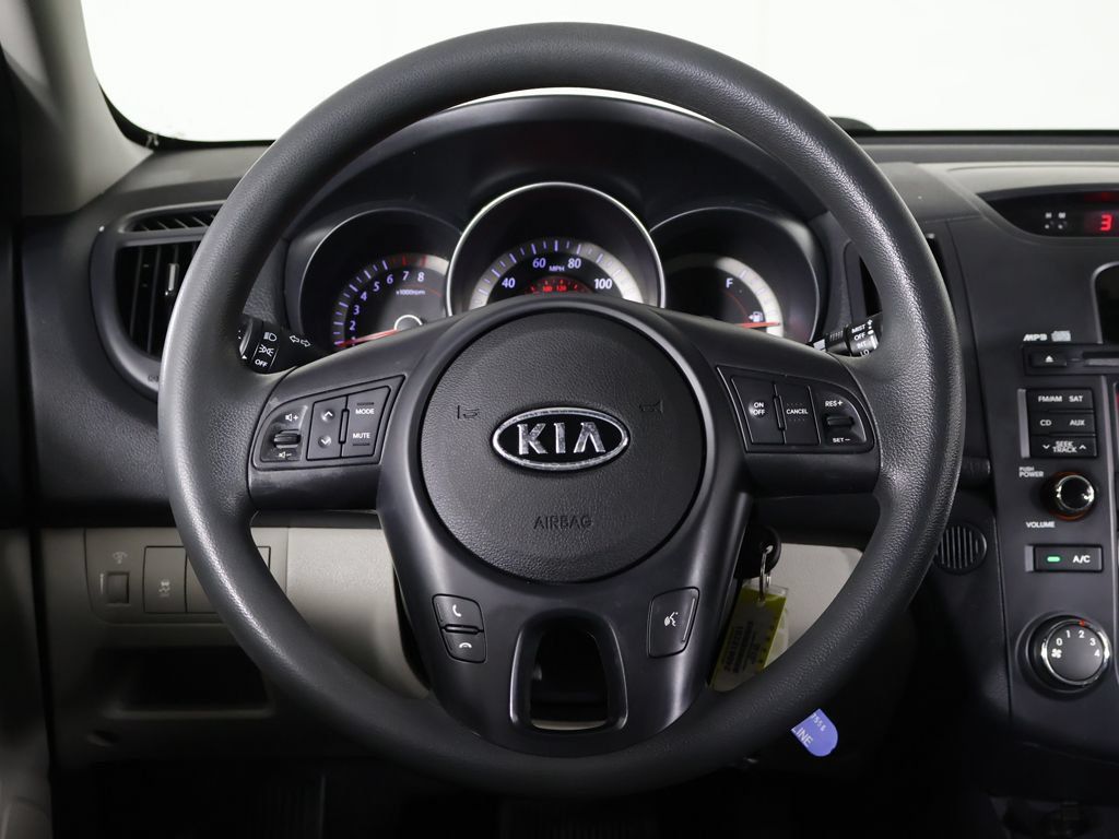 Used 2010 Kia Forte EX FWD image 26