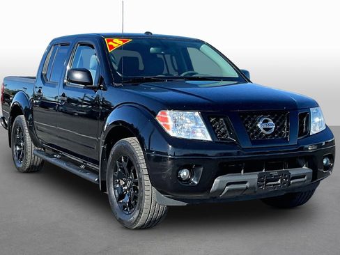 Used 2018 Nissan Frontier SV w/ Value Truck Package image 10