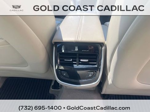 Used 2014 Cadillac XTS Luxury w/ Driver Awareness Package FWD image 9