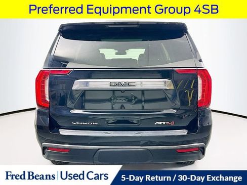 Used 2023 GMC Yukon AT4 w/ AT4 Premium Package AWD/4WD image 8