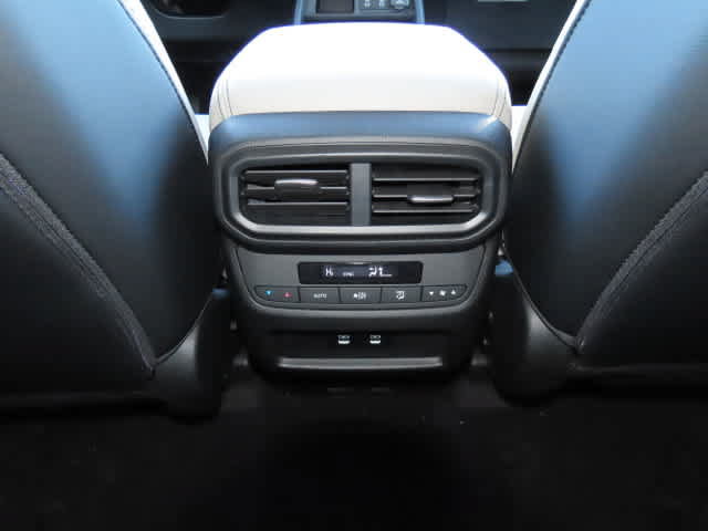 New 2026 Honda Pilot Touring image 29