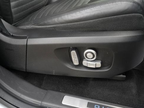 Used 2017 Land Rover Discovery Sport HSE Luxury image 70