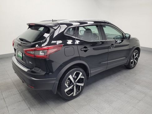 Used 2022 Nissan Rogue Sport SL w/ Premium Package FWD image 10