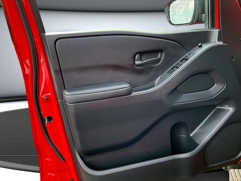 Used 2026 Nissan Frontier SV w/ All-Weather Content Package image 20