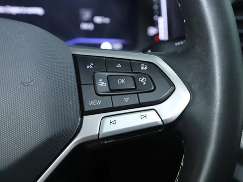 Used 2023 Volkswagen Atlas SEL AWD/4WD image 25