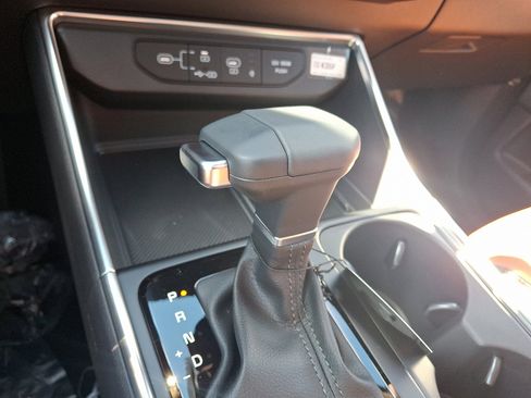 New 2026 Kia Carnival SX Prestige image 11