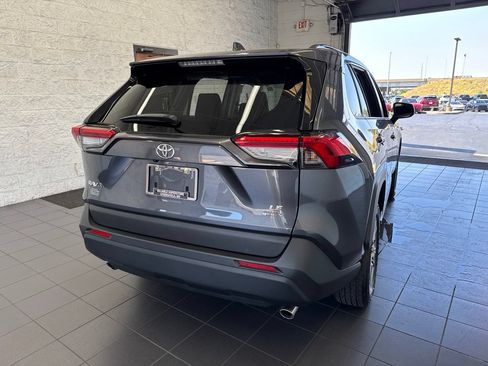 Certified 2025 Toyota RAV4 LE AWD/4WD image 7