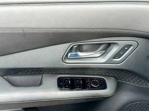 Used 2023 Nissan Ariya EVOLVE+ image 19