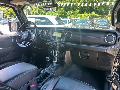 Certified 2022 Jeep Wrangler Unlimited Sahara w/ Cold Weather Group AWD/4WD image 20