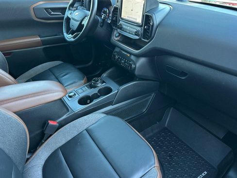 Used 2023 Ford Bronco Sport Outer Banks w/ Tech Package image 17