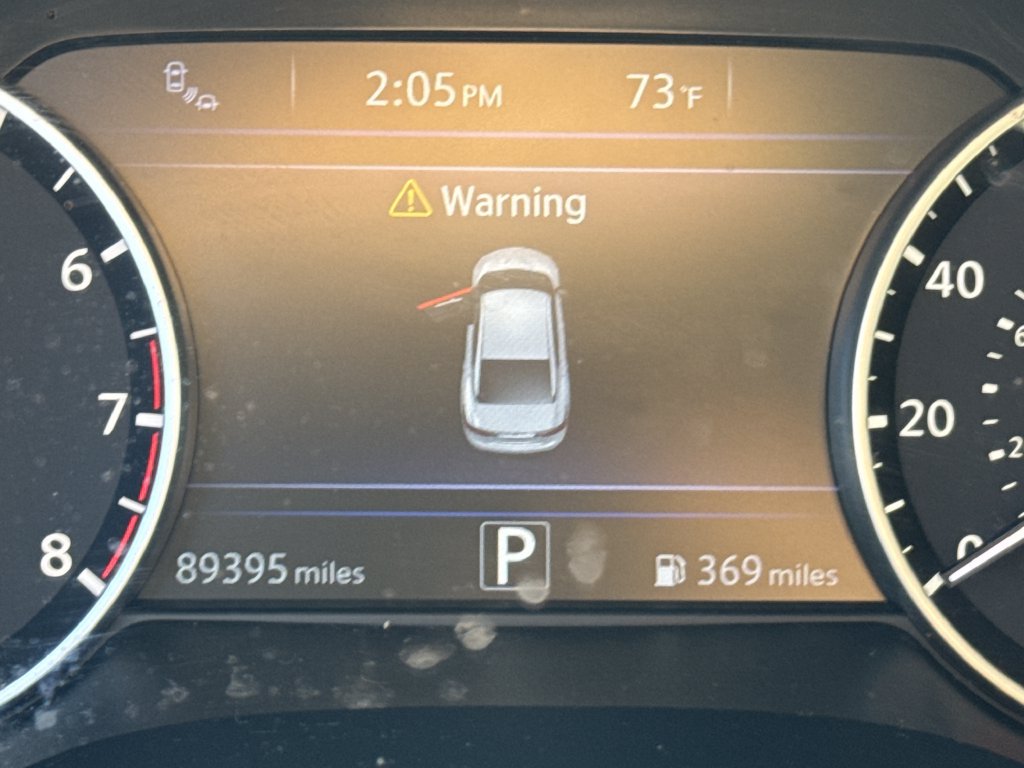 Used 2016 Nissan Maxima Platinum FWD image 18