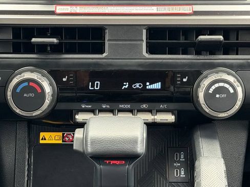 Certified 2025 Toyota 4Runner TRD Off-Road AWD/4WD image 23
