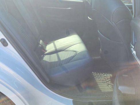 Used 2023 Toyota Camry SE image 13