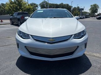 Used 2017 Chevrolet Volt Premier w/ Driver Confidence Package FWD video 3