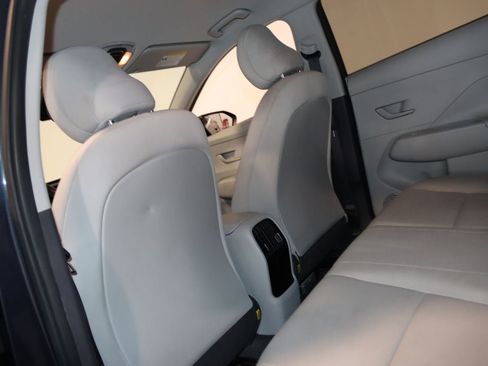Used 2024 Hyundai Kona SEL FWD image 39