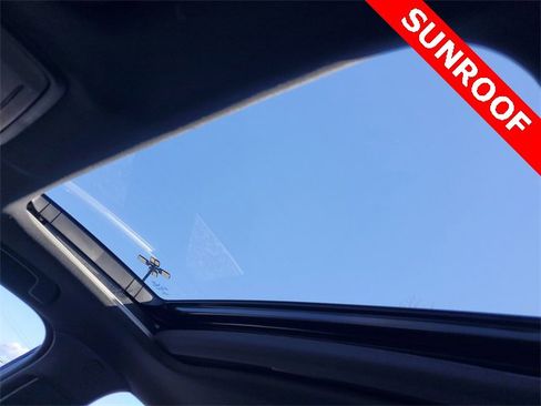 Certified 2022 Honda Civic Sport Touring image 9