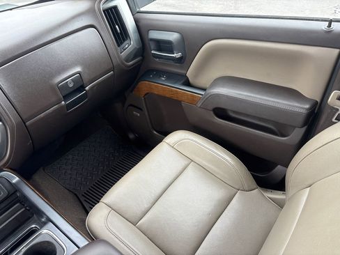 Used 2017 Chevrolet Silverado 1500 LTZ w/ Texas Edition image 15