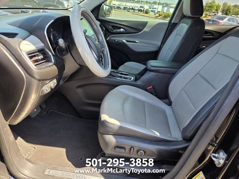 Used 2018 Chevrolet Equinox Premier FWD image 7