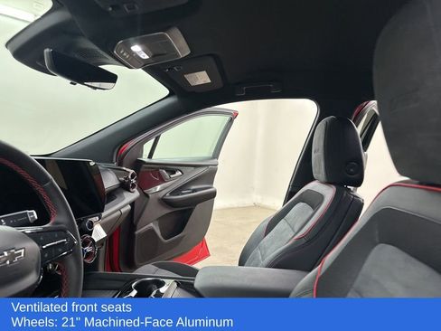 Used 2024 Chevrolet Blazer EV RS image 33