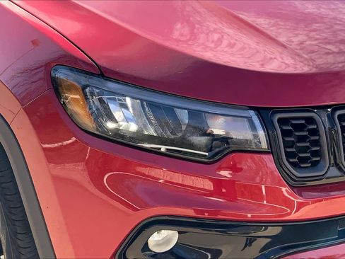 Used 2026 Jeep Compass Limited image 26