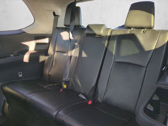 Used 2025 Toyota Grand Highlander FWD image 28