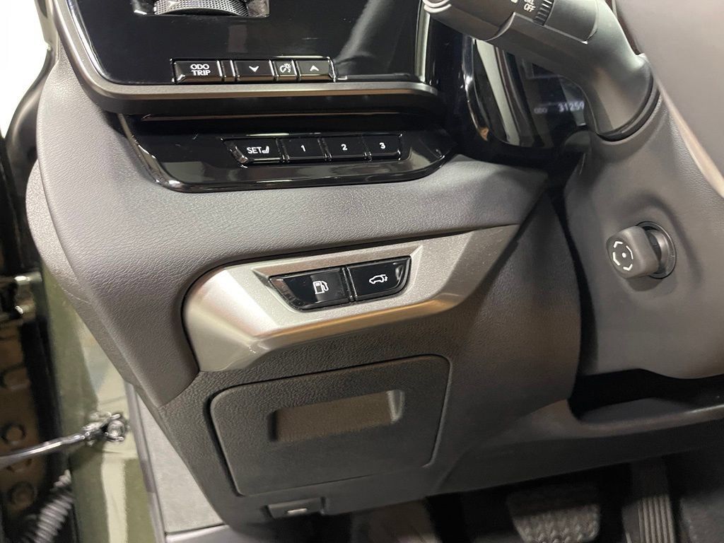 Used 2023 Lexus RX 350 Premium w/ Accessory Package AWD/4WD image 19