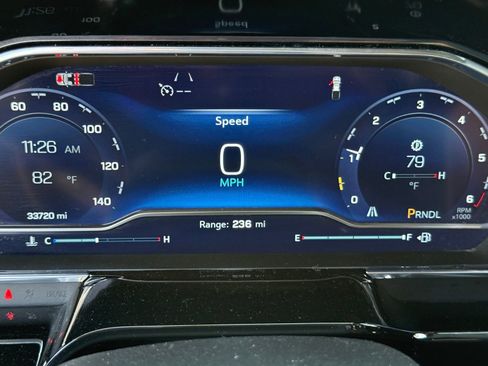 Used 2025 Chevrolet Silverado 1500 LT image 35