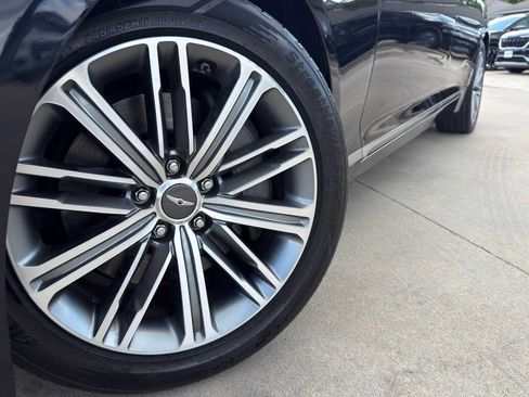 Used 2020 Genesis G80 3.8 RWD image 3