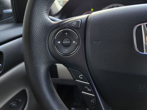 Used 2013 Honda Accord LX image 12