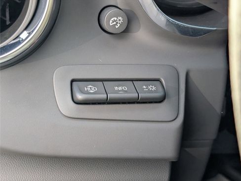 Used 2022 Chevrolet Camaro ZL1 image 22