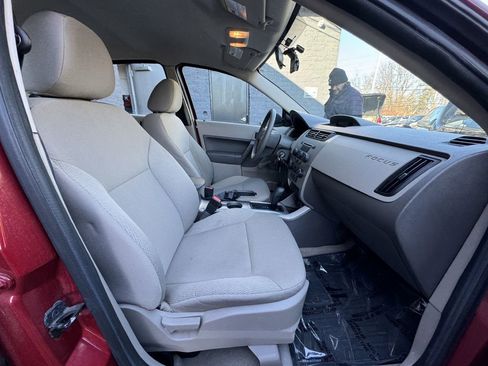 Used 2011 Ford Focus S image 13