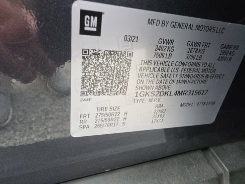 Used 2021 GMC Yukon Denali w/ Denali Premium Package AWD/4WD image 10