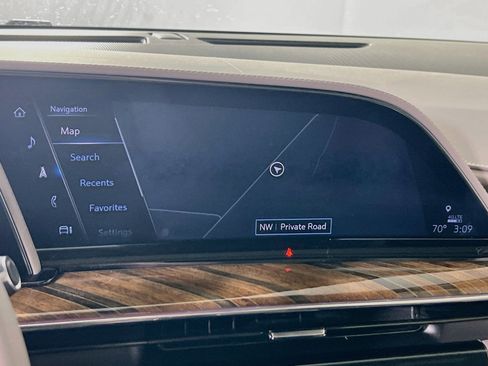 Used 2022 Cadillac Escalade Premium Luxury Platinum AWD/4WD image 13