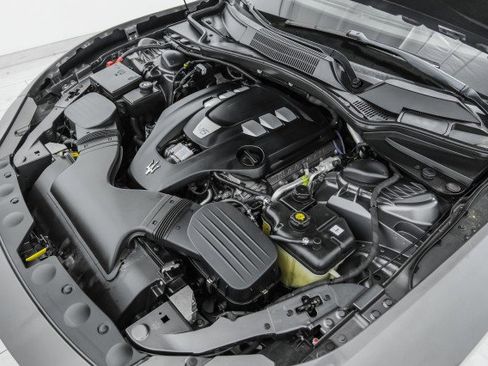 Used 2016 Maserati Ghibli RWD image 57