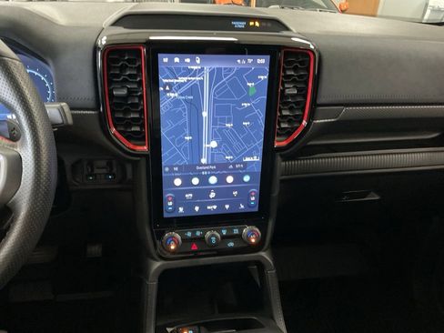 Used 2025 Ford Ranger Raptor AWD/4WD image 16