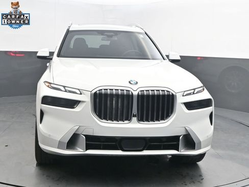 Certified 2025 BMW X7 xDrive40i w/ Executive Package image 10