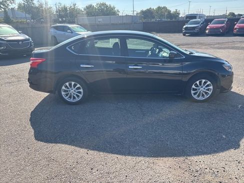 Used 2019 Nissan Sentra S image 2