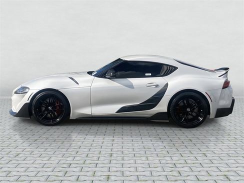 Certified 2022 Toyota Supra 3.0 image 2