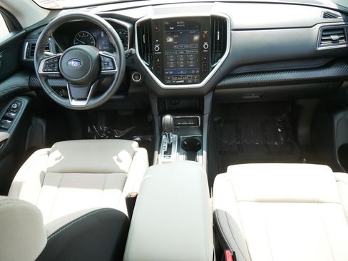 Certified 2025 Subaru Ascent Premium AWD/4WD image 10